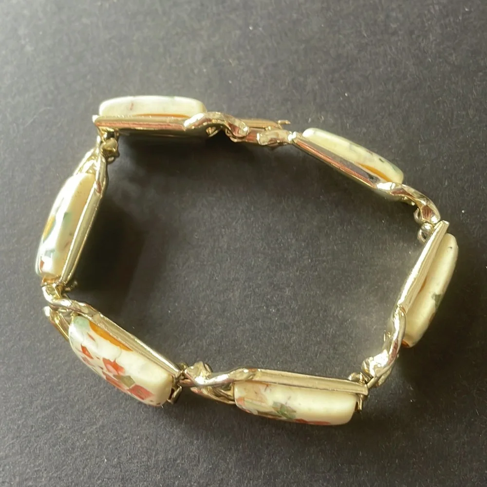 Vintage Coro confetti bracelet earrings set gold tone lucite thermoset - Picture 9 of 9